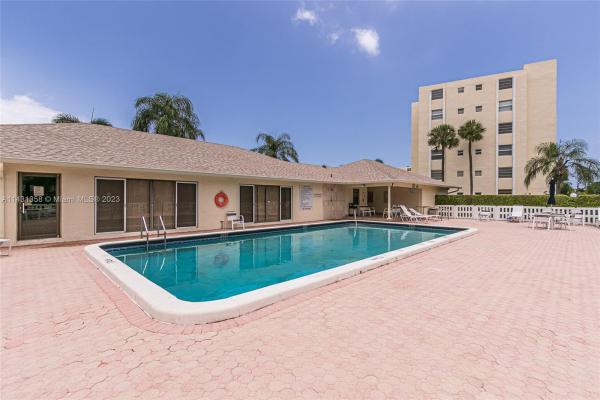 Meadowbrook Lakes View, 121 SE 3rd Ave #407, Dania Beach, Florida 33004, image 1