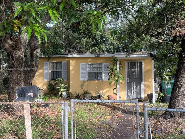 Magnolia Gardens, 2346 SE Service Rd, Opa-Locka, Florida 33054, image 2
