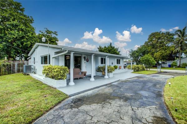 Hollywood No HOA, 5907 Taft St, Hollywood, Florida 33021, image 1