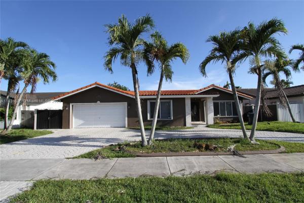 University Park East, 13350 SW 1st St, Tamiami, Florida 33184, image 1