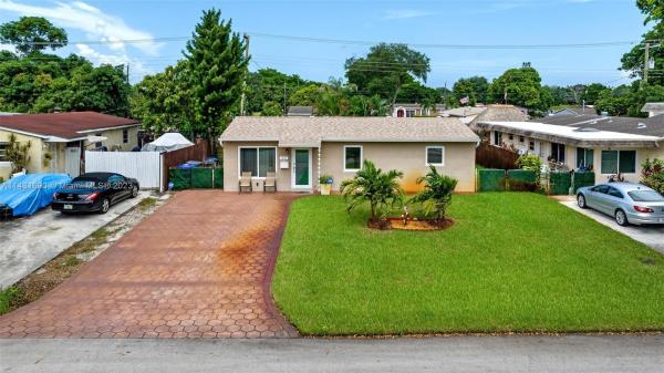 Boulevard Heights, 1621 N 71st Ter, Hollywood, Florida 33024, image 2