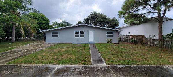Lantana Heights, 911 W Perry St, Lantana, Florida 33462, image 2
