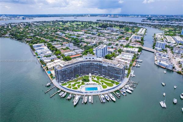 King Cole, 900 Bay Dr #105, Miami Beach, Florida 33141, image 1