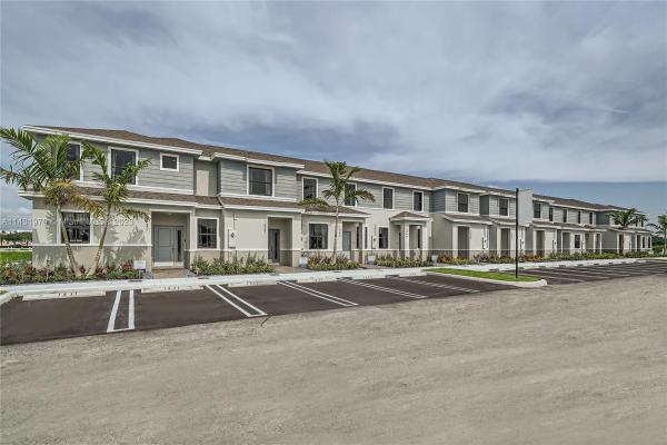 319 NE 12th St, Florida City, Florida 33034, image 2