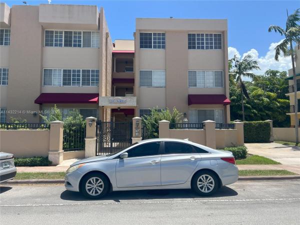 Madeira Village, 300 Madeira Ave #301, Coral Gables, Florida 33134, image 1
