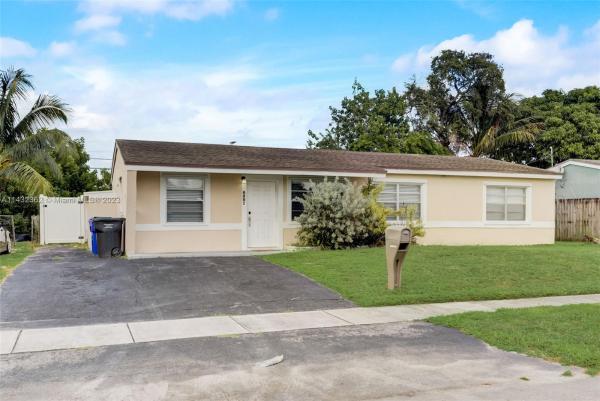 Driftwood Acres, 6981 Scott St, Hollywood, Florida 33024, image 2