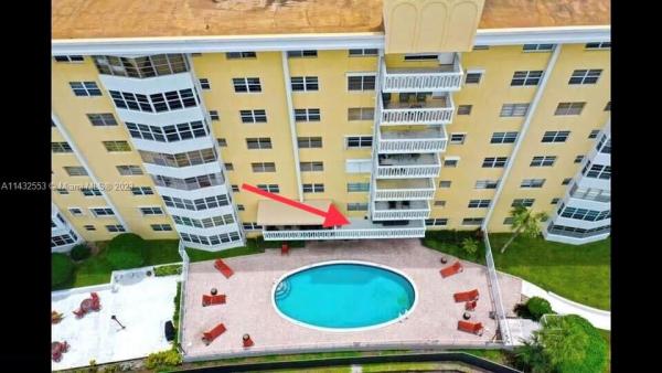 Country Club Towers, 2500 NE 48th Ln #205, Fort Lauderdale, Florida 33308, image 1