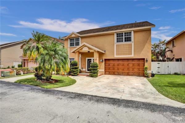 Country Lake Park, 7825 NW 192nd St, Hialeah, Florida 33015, image 1