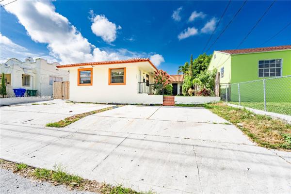 Rogers, 1826 NW 4th St, Miami, Florida 33125, image 1