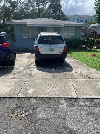 Dania Beach No HOA, 18 SW 7th Ave, Dania Beach, Florida 33004, image 1