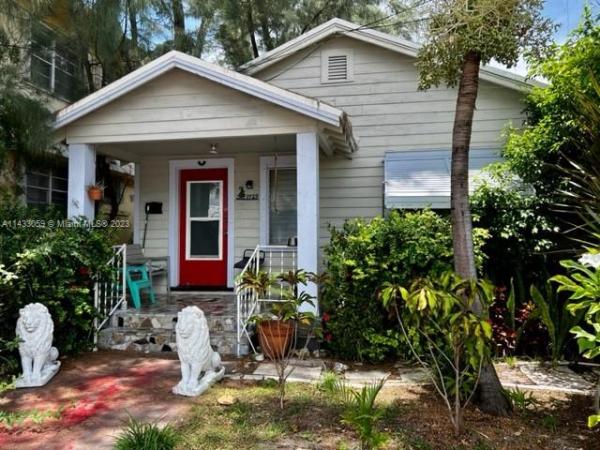 Altos Del Mar, 7729 Carlyle Ave, Miami Beach, Florida 33141, image 1