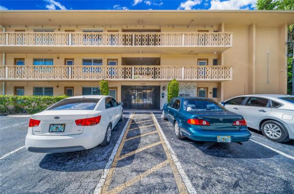 Coral Towers, 1500 NE 127th St #203, North Miami, Florida 33161, image 1