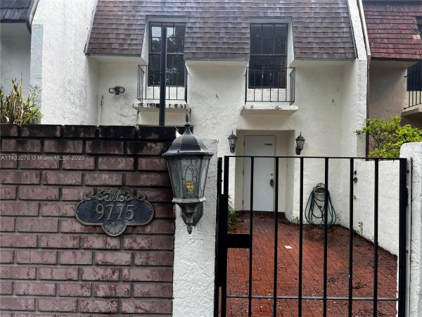 Cherry Grove Townhouses West, 9775 SW 93rd Ter #9775, Kendall, Florida 33176, image 1