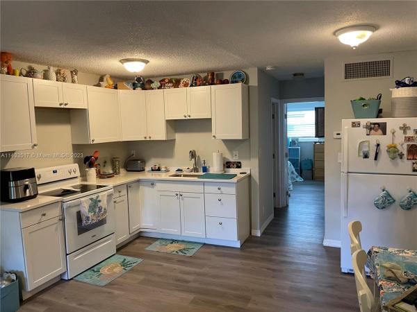 Kings Way, 2905 Pierce St #7, Hollywood, Florida 33020, image 1