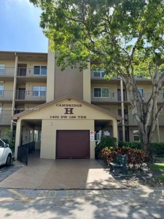Cambridge At Century Village, Hollywood, Florida 33027, image 1