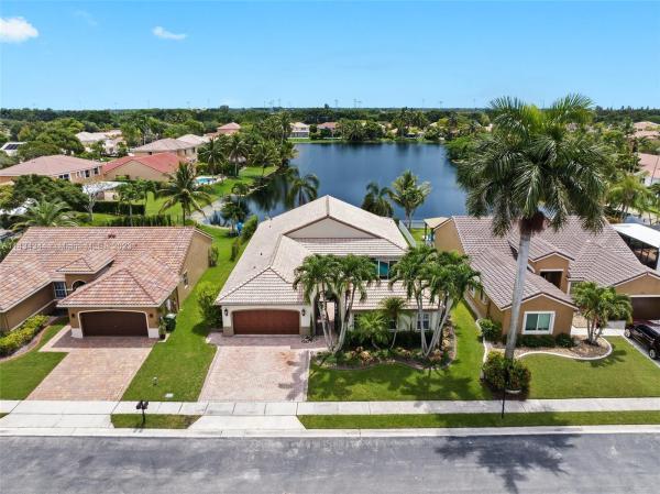 Alhambra, 415 SW 200th Ter, Pembroke Pines, Florida 33029, image 1