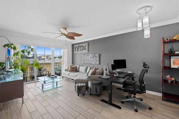 Pine Crest Village At Victoria Park, 1515 E Broward Blvd #422, Fort Lauderdale, Florida 33301, image 1
