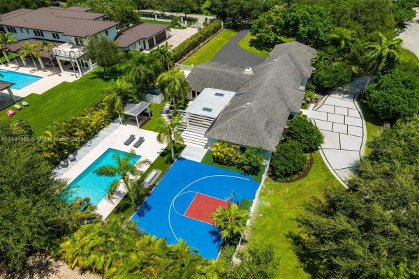 Pinecrest Residential, 10800 SW 62nd Ave, Pinecrest, Florida 33156, image 1