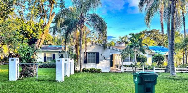 5770 SW 50th Ter, Unincorporated Dade County, Florida 33155, image 2