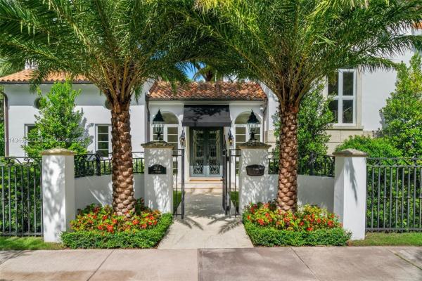 Coral Gables Country Club, 2516 N Greenway Dr, Coral Gables, Florida 33134, image 2