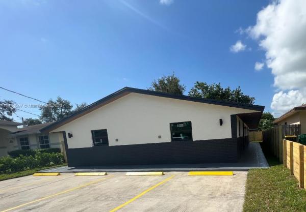 Dania Beach No HOA, 509 NW 3rd Ter, Dania Beach, Florida 33004, image 1