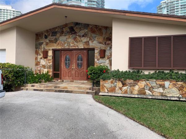 Atlantic Isle, 245 Atlantic Ave, Sunny Isles Beach, Florida 33160, image 1