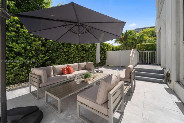 West Bay Plaza, 1688 West Ave #109, Miami Beach, Florida 33139, image 1