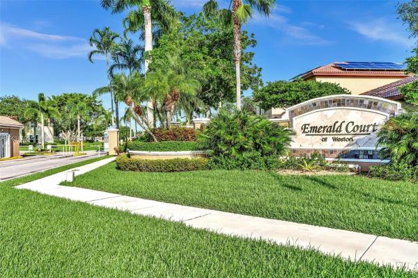 Emerald Courts, 16051 Emerald Cove Rd, Weston, Florida 33331, image 1