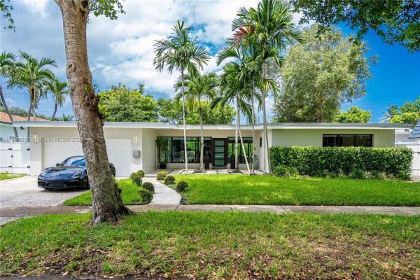 Sky Lake, 19501 NE 22nd Rd, North Miami Beach, Florida 33179, image 1