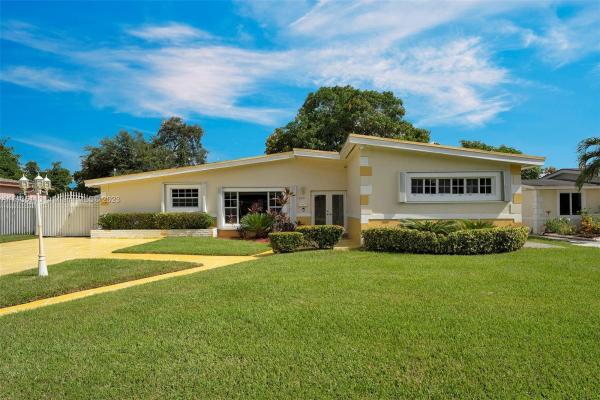 Fleetwood Gardens, 2021 NW 185th Ter, Miami Gardens, Florida 33056, image 1
