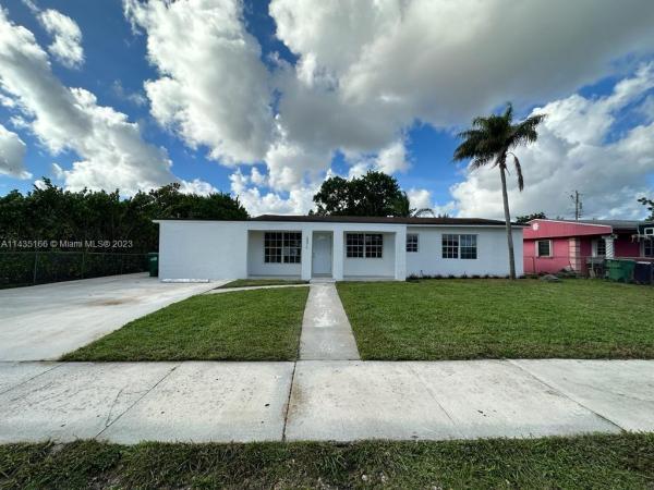 High House, 2971 NW 185th Ter, Miami Gardens, Florida 33056, image 1