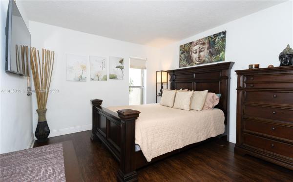 Embarcadero, 5218 NE 6th Ave #E2, Oakland Park, Florida 33334, image 1