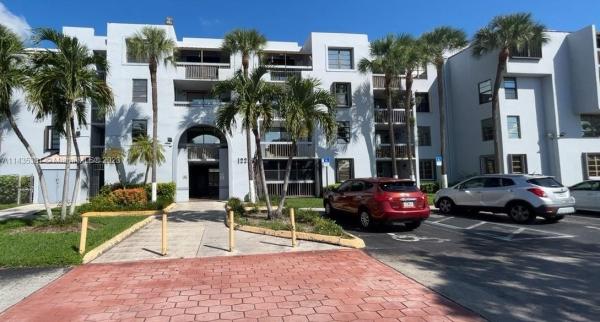 Vista Del Lago, 12239 SW 14th Ln #3307, Tamiami, Florida 33184, image 1