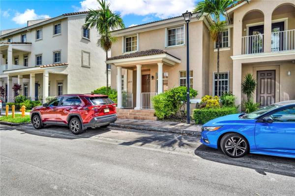 Mandarin Lakes, 27109 SW 140th Path, Naranja, Florida 33032, image 2