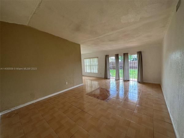 Leslie Estates, 19628 NW 30th Pl, Miami Gardens, Florida 33056, image 2