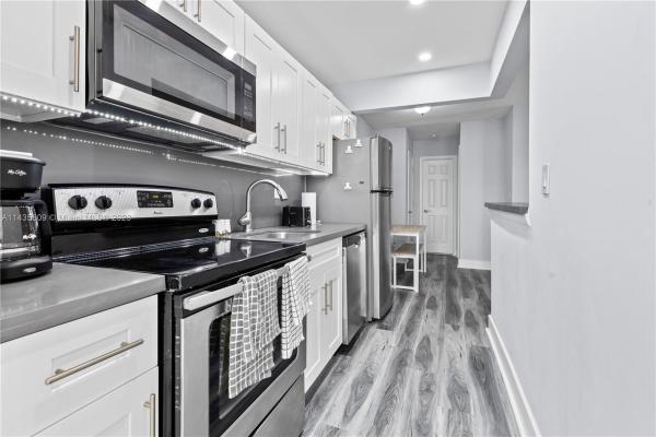 533 Meridian, 533 Meridian Ave #8, Miami Beach, Florida 33139, image 1