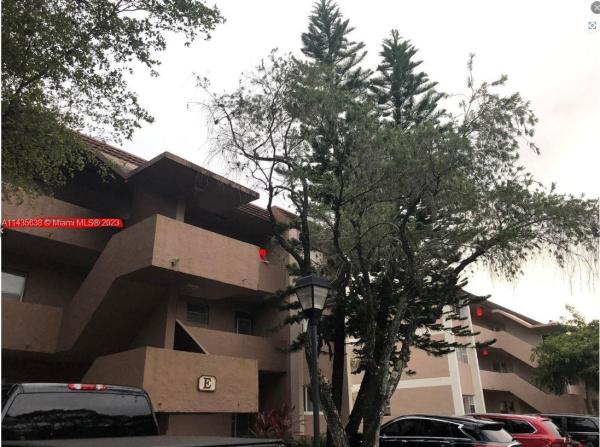 Sands Point, 8350 Sands Point Blvd #201E, Tamarac, Florida 33321, image 1