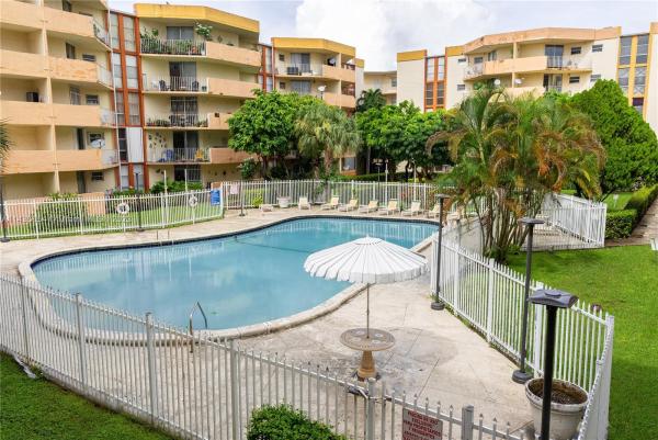 Casa Del Sol, 1750 W 46th St #207, Hialeah, Florida 33012, image 1