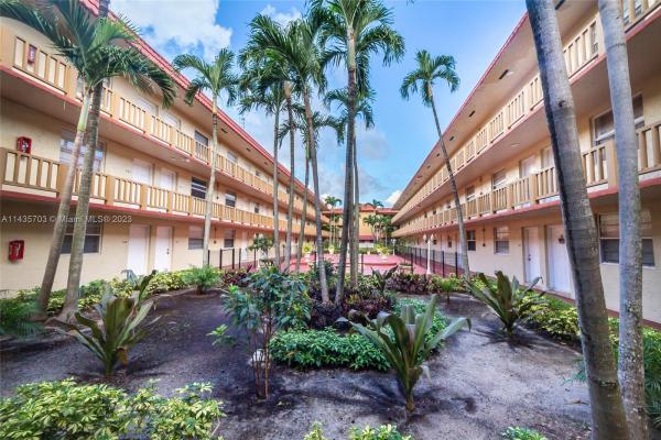 Royal Palm Gardens, 4655 Palm Ave #107, Hialeah, Florida 33012, image 1