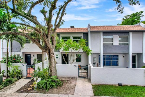 Lakes Village, 14107 SW 66th St #D5, Kendale Lakes, Florida 33183, image 1