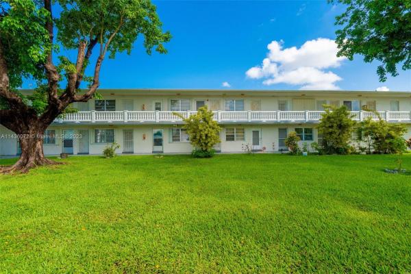 Romont South, 165 NE 203rd Ter #4, Miami Gardens, Florida 33179, image 1