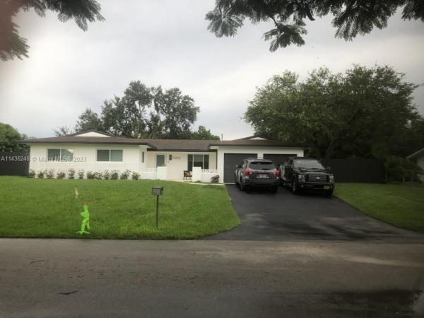 Pine Shore, 12202 SW 108th Ct, Kendall, Florida 33176, image 1
