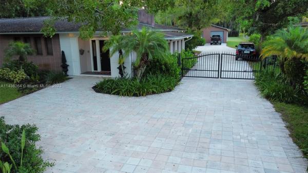 5461 W Broward Blvd, Plantation, Florida 33317, image 1