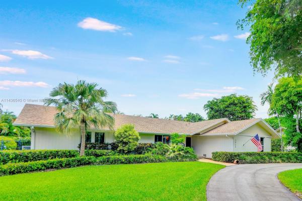 Charlotte Estates, 7920 SW 172nd Ter, Palmetto Bay, Florida 33157, image 1