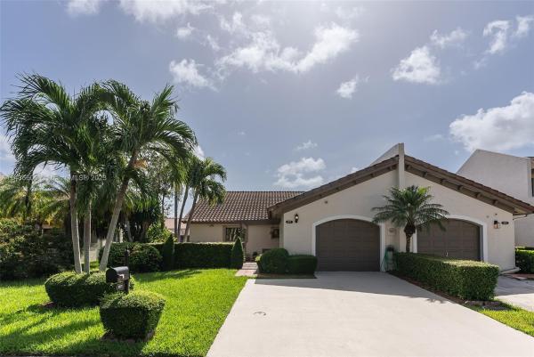 Kings Court West, 8577 SW 115th Pl, Kendall, Florida 33173, image 1