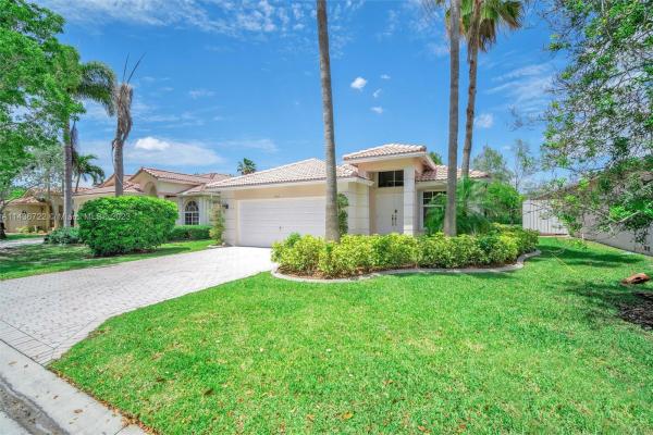 Sawgrass Village, 13513 NW 7th St, Plantation, Florida 33325, image 1