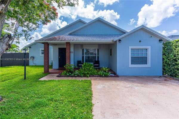 American Homes, 15850 SW 144th Ave, Richmond West, Florida 33177, image 1