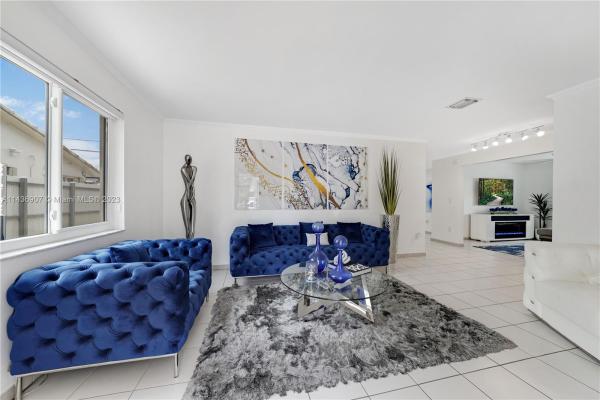 Houston Heights, 230 SW 30th Ave, Miami, Florida 33135, image 1