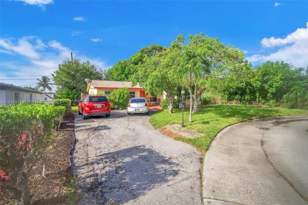 Liberty Park Estates, 640 NW 21st Ct, Pompano Beach, Florida 33060, image 1