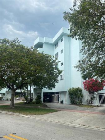Lisette, 1990 Marseille Dr #403, Miami Beach, Florida 33141, image 1